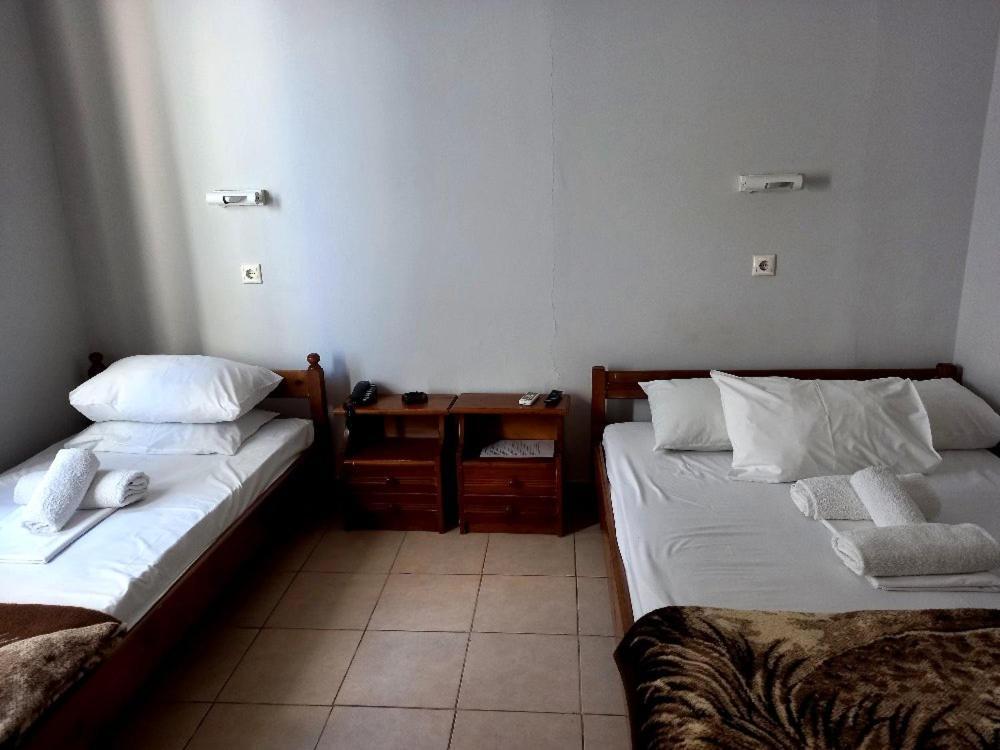 Hotel Korydallos Piraeus Buitenkant foto