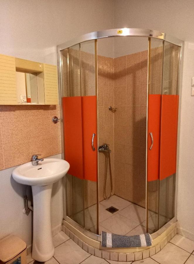 Hotel Korydallos Piraeus Buitenkant foto